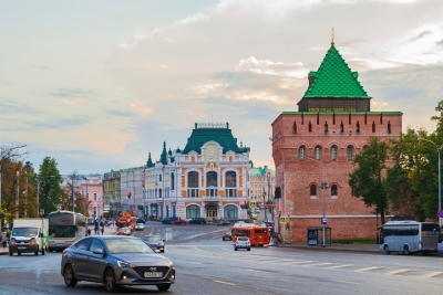 Инцидент в Нижнем Новгороде: Когда Кроссовер Превратился в Вандализм на Дорогах