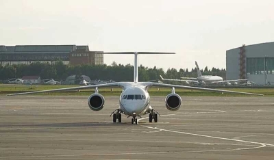 В аэропорту Внуково пилоты не услышали инструкции диспетчера и выехали на взлетно-посадочную полосу, где уже приземлялся другой самолет